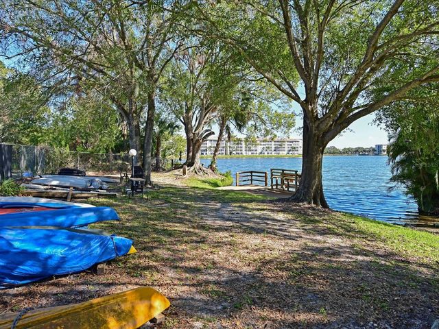 3563 LAKE BAYSHORE DRIVE J206, Bradenton, FL 34205