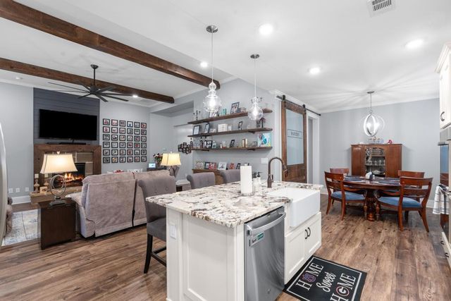 111 Red Maple Drive, Peachtree City, GA 30269