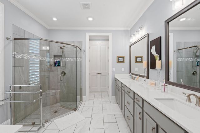 111 Red Maple Drive, Peachtree City, GA 30269