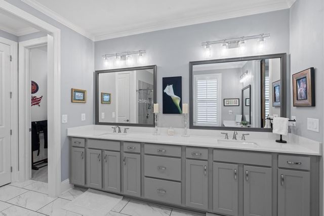 111 Red Maple Drive, Peachtree City, GA 30269