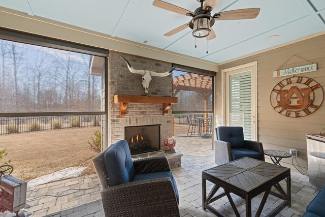 111 Red Maple Drive, Peachtree City, GA 30269