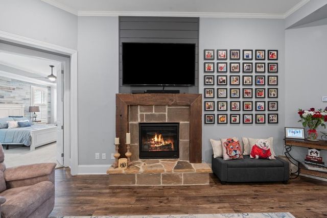 111 Red Maple Drive, Peachtree City, GA 30269