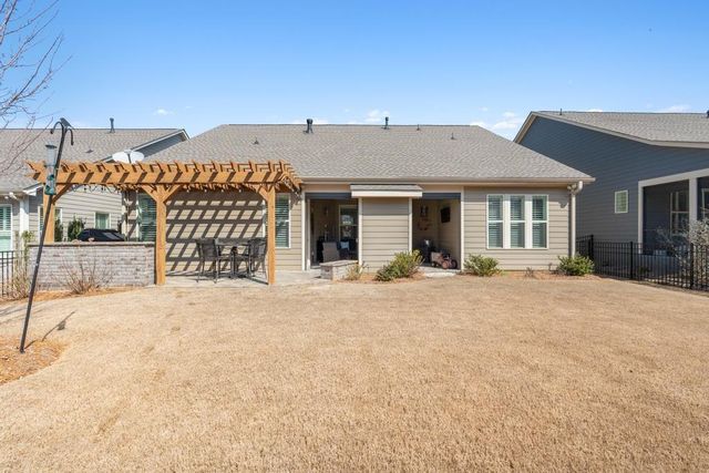 111 Red Maple Drive, Peachtree City, GA 30269