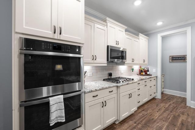 111 Red Maple Drive, Peachtree City, GA 30269