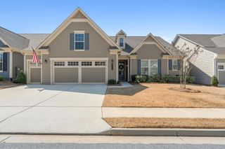 111 Red Maple Drive, Peachtree City, GA 30269