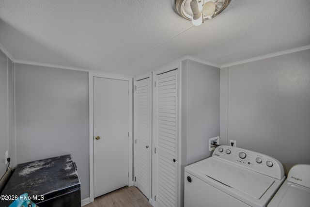 233 Castlebury Lane, Hubert, NC 28539