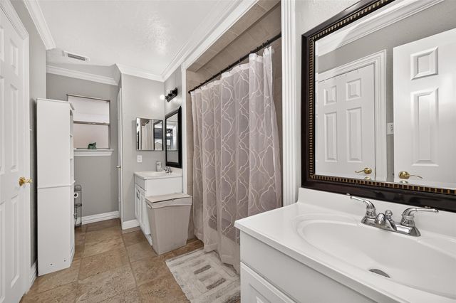 17519 Davenway Drive, Houston, TX 77084