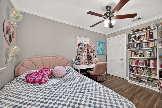 17519 Davenway Drive, Houston, TX 77084
