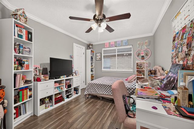 17519 Davenway Drive, Houston, TX 77084