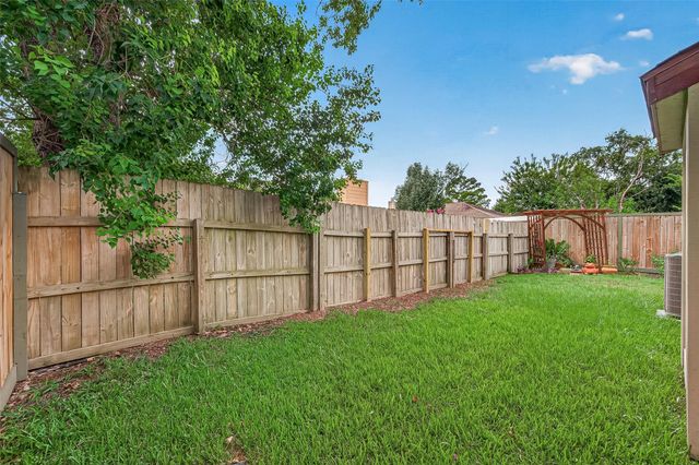 17519 Davenway Drive, Houston, TX 77084
