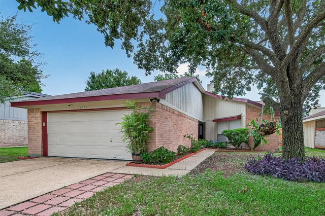 17519 Davenway Drive, Houston, TX 77084
