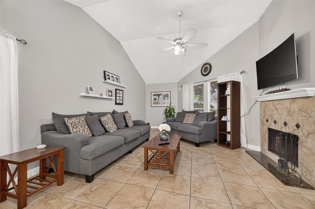 17519 Davenway Drive, Houston, TX 77084