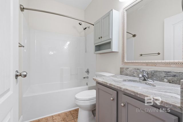 622 Royal Troon Circle, Gulf Shores, AL 36542