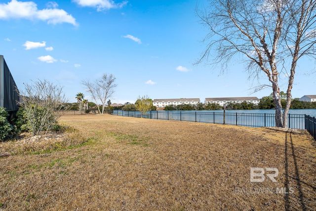 622 Royal Troon Circle, Gulf Shores, AL 36542