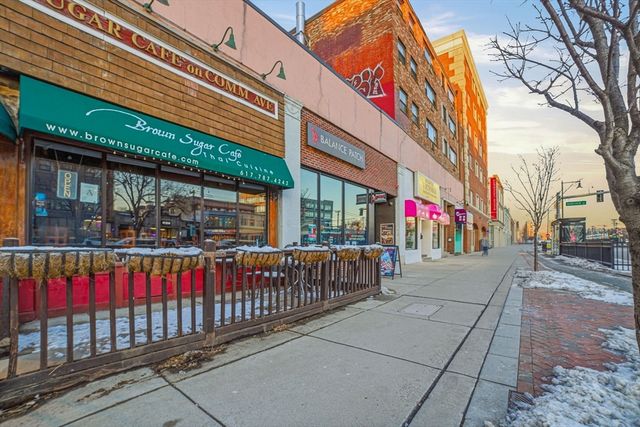 1035 Commonwealth Ave 504, Boston, MA 02215