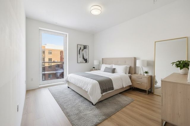 1035 Commonwealth Ave 504, Boston, MA 02215