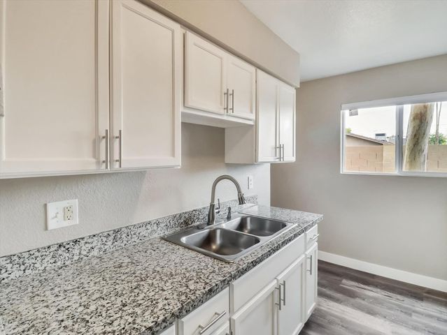 260 W 8th Avenue 124, Mesa, AZ 85210