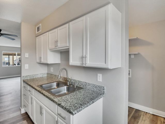 260 W 8th Avenue 124, Mesa, AZ 85210