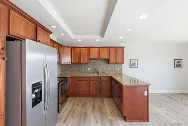 6907 Caminito Entrada, San Diego, CA 92119