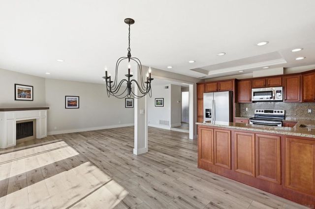 6907 Caminito Entrada, San Diego, CA 92119