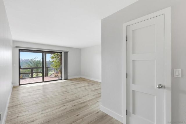 6907 Caminito Entrada, San Diego, CA 92119