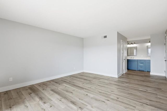 6907 Caminito Entrada, San Diego, CA 92119