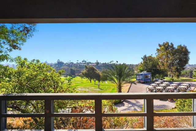 6907 Caminito Entrada, San Diego, CA 92119