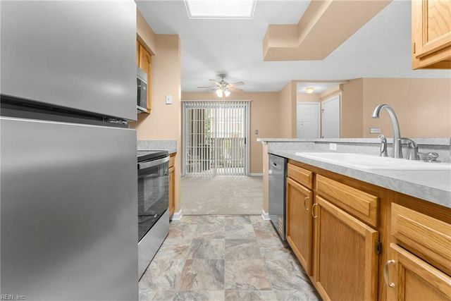 315 Gainsborough SQ, Chesapeake, VA 23320