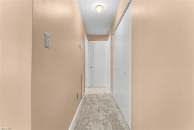 315 Gainsborough SQ, Chesapeake, VA 23320