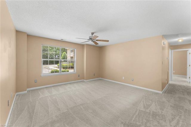 315 Gainsborough SQ, Chesapeake, VA 23320
