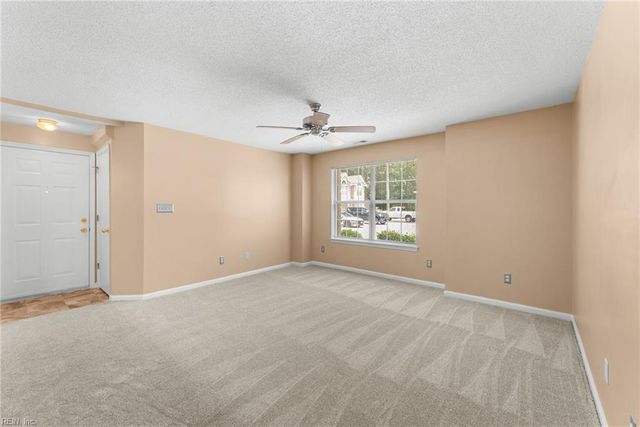 315 Gainsborough SQ, Chesapeake, VA 23320