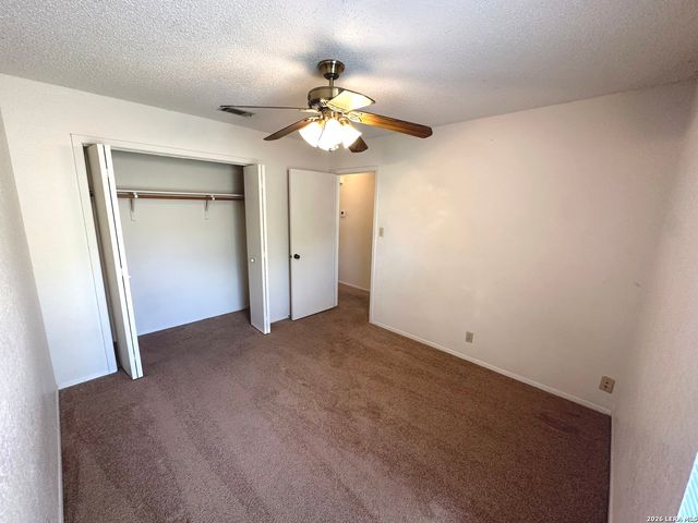 62 Oak Villa Rd F2, Canyon Lake, TX 78133