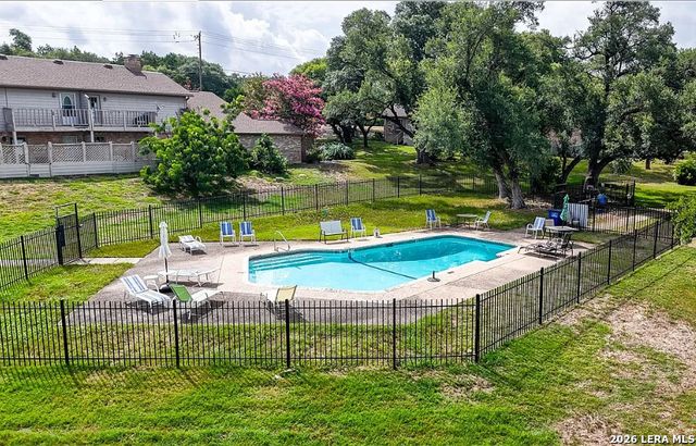 62 Oak Villa Rd F2, Canyon Lake, TX 78133