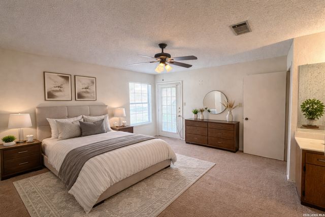 62 Oak Villa Rd F2, Canyon Lake, TX 78133