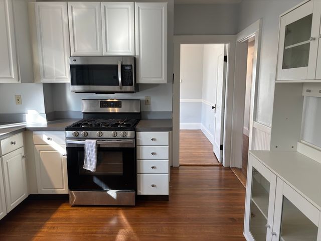 54-56 Farragut Ave. 2, Somerville, MA 02144