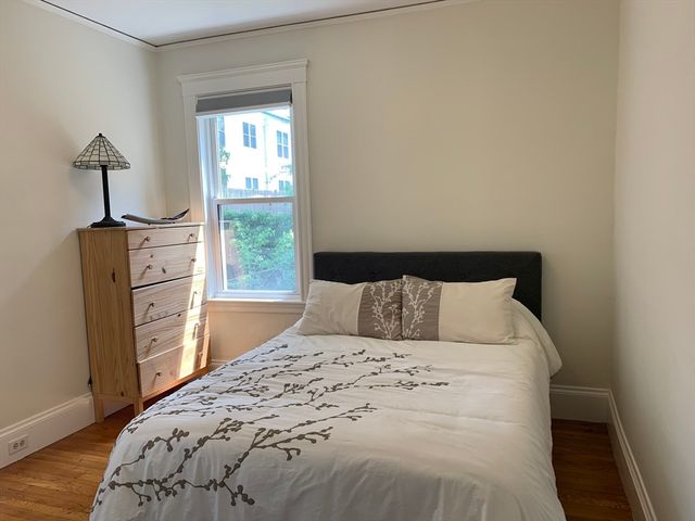 54-56 Farragut Ave. 2, Somerville, MA 02144