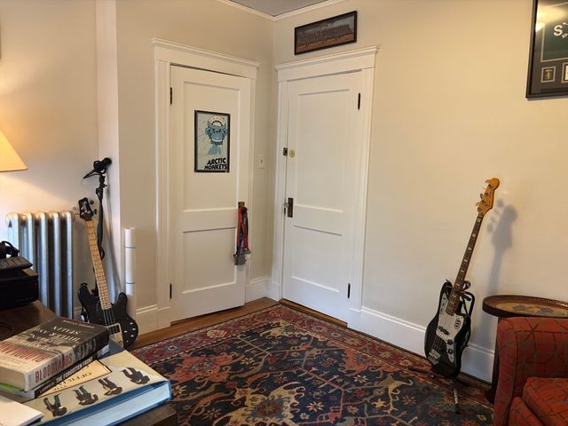 54-56 Farragut Ave. 2, Somerville, MA 02144