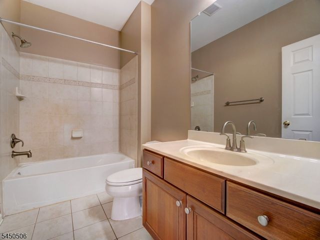 1112 Hamilton St, Belleville Twp., NJ 07109