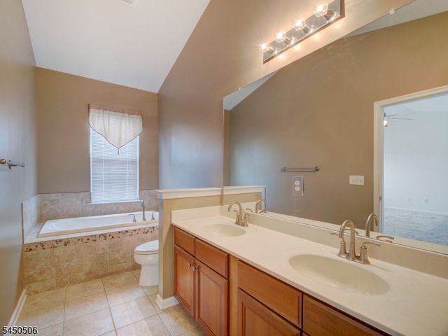 1112 Hamilton St, Belleville Twp., NJ 07109