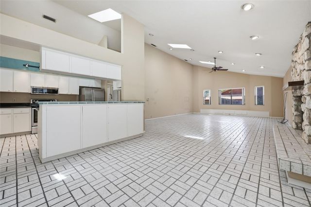 2408 NW 14TH PLACE, Gainesville, FL 32605