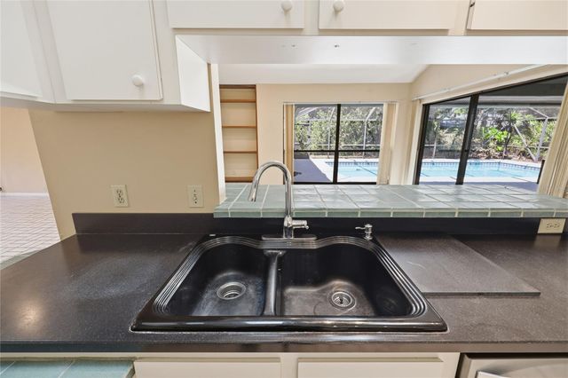 2408 NW 14TH PLACE, Gainesville, FL 32605