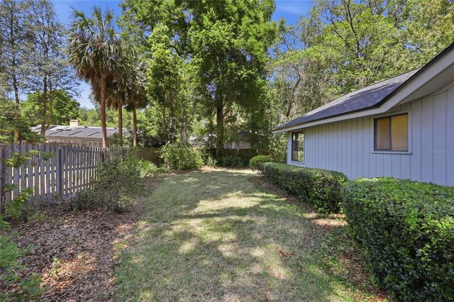 2408 NW 14TH PLACE, Gainesville, FL 32605