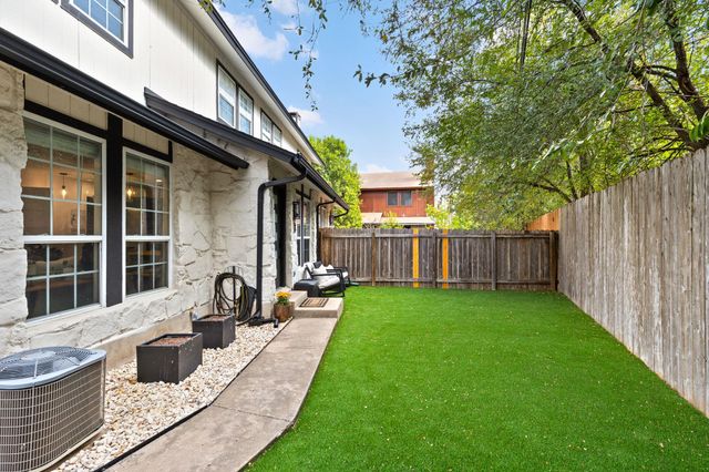 1409 Camp Craft RD C, West Lake Hills, TX 78746