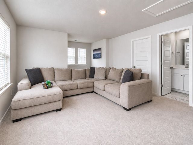 104 Spotted Way, Summerville, SC 29485
