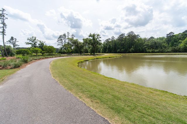 104 Spotted Way, Summerville, SC 29485