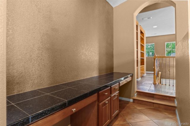23024 E Ontario Drive 105, Aurora, CO 80016