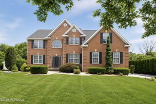 29 Bard Drive, Monroe, NJ 08831