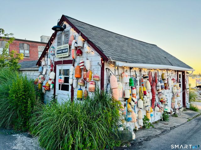 93 Pearl Street, Groton, CT 06340