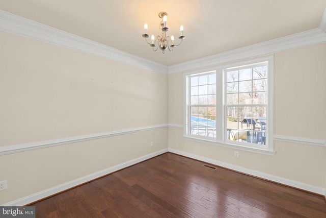 18 SUMMER GROVE DR, Kearneysville, WV 25430