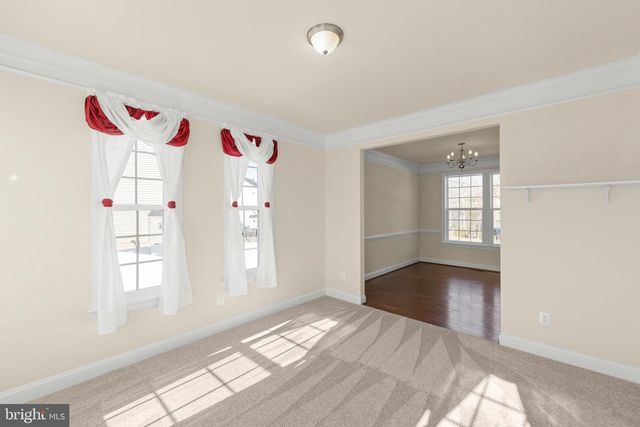 18 SUMMER GROVE DR, Kearneysville, WV 25430